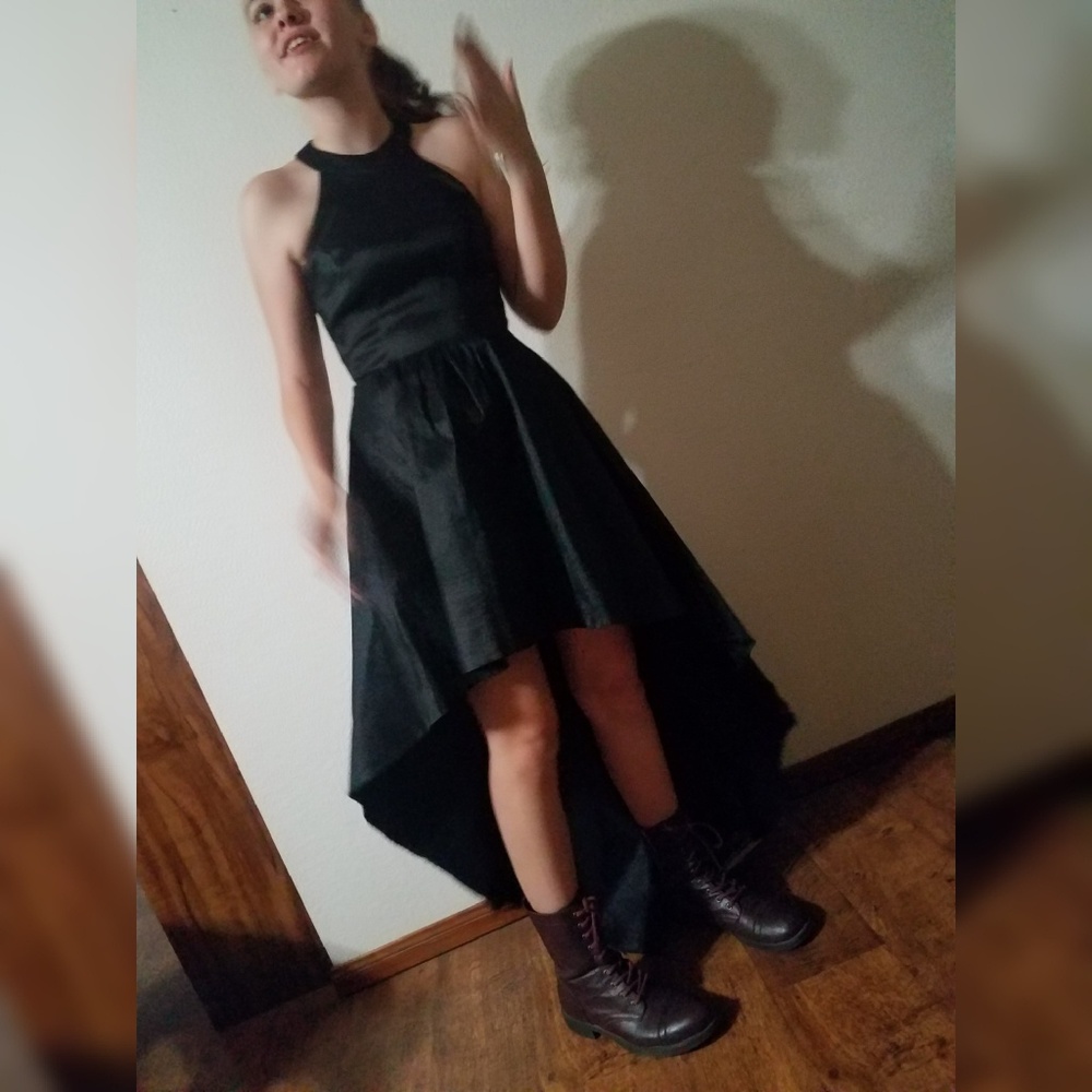 Cute black dress - Picture 4 of 4